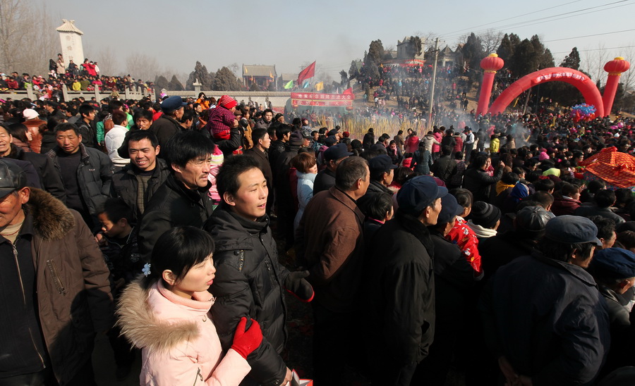瑕邱庙会--晚发的