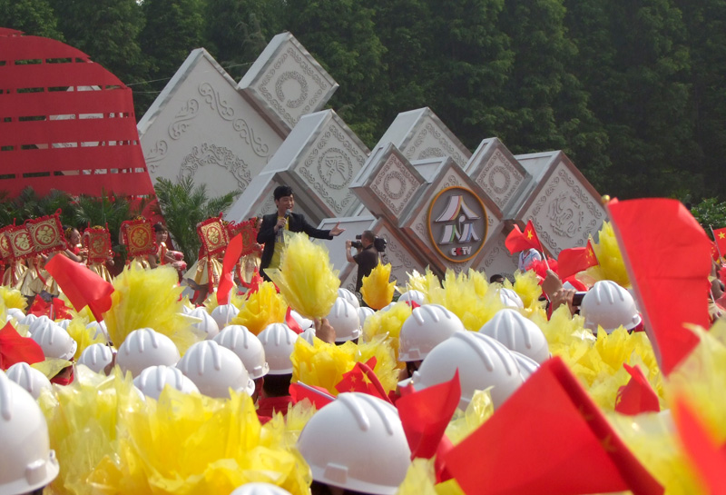 6月21日央视“激情广场”走进濮阳现场实拍