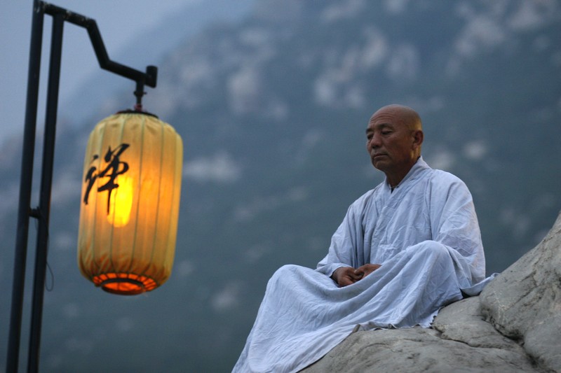 禅定(摄于嵩山)