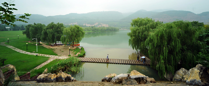 小雨，小浪底