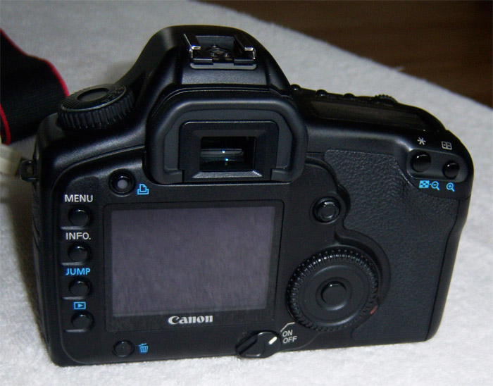 佳能5D机器，97新。。7600