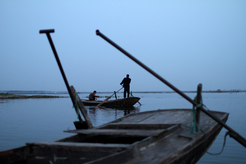 美丽溢泉湖
