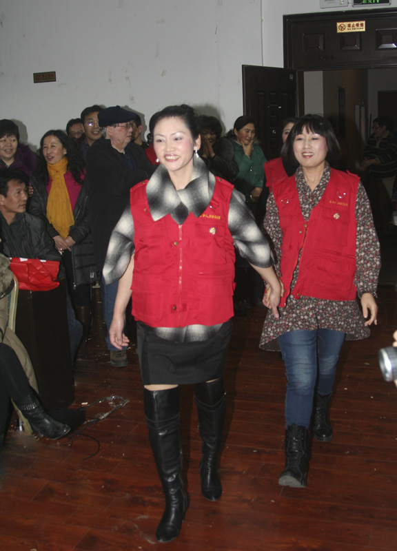 石油人摄影俱乐部2012年新年联欢会花絮汇贴