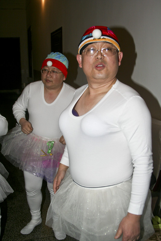 石油人摄影俱乐部2012年新年联欢会花絮汇贴