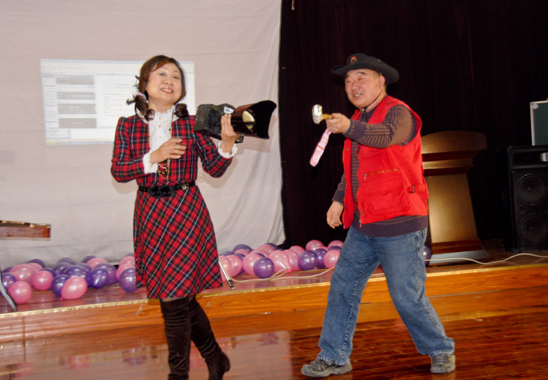 石油人摄影俱乐部2012年新年联欢会花絮汇贴