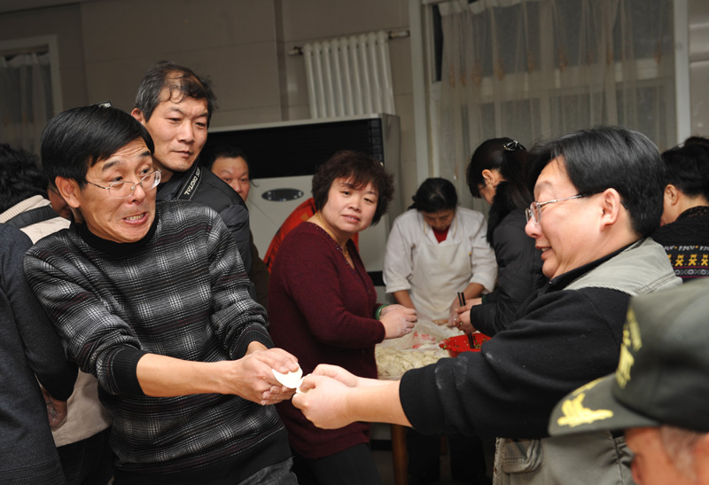 石油人摄影俱乐部2012年新年联欢会花絮汇贴