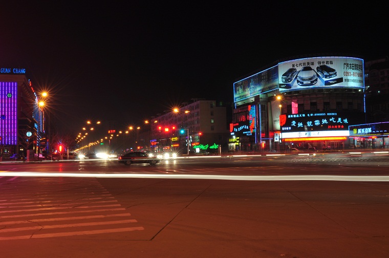 夜摄濮阳