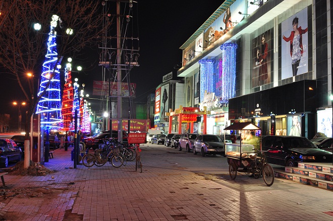 夜摄濮阳