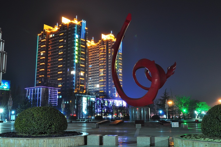 夜摄濮阳