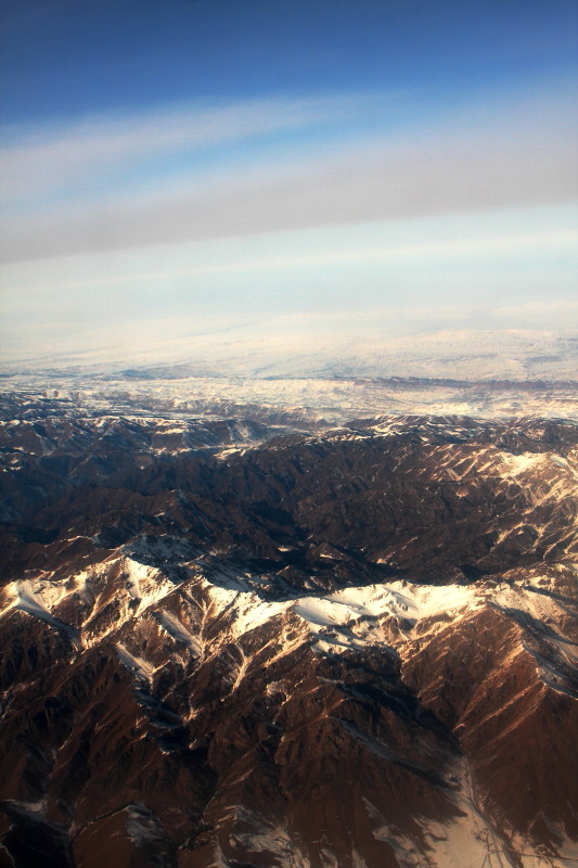 飞越天山
