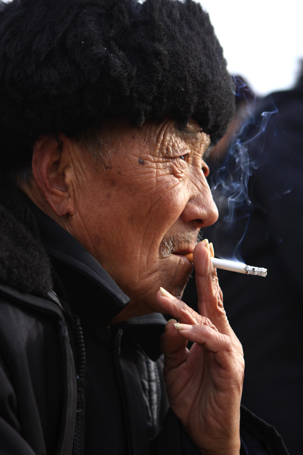 瑕邱戏迷人像