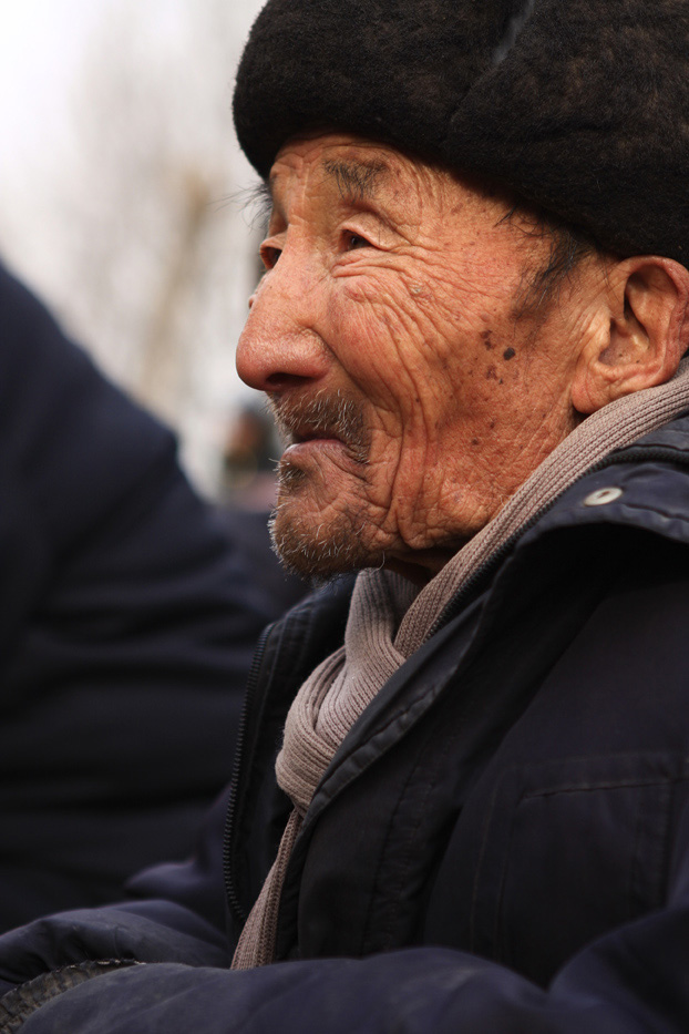 瑕邱戏迷人像