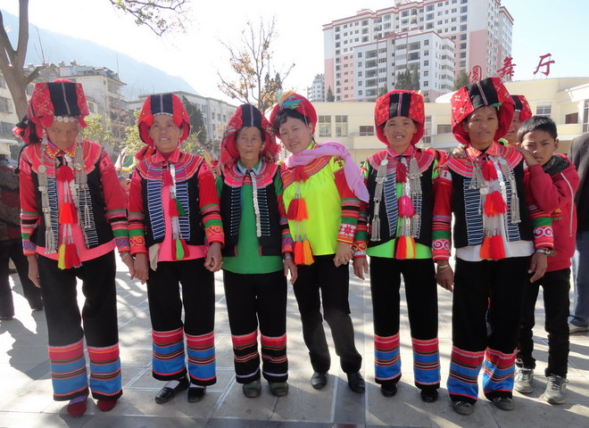 云南原生态民族