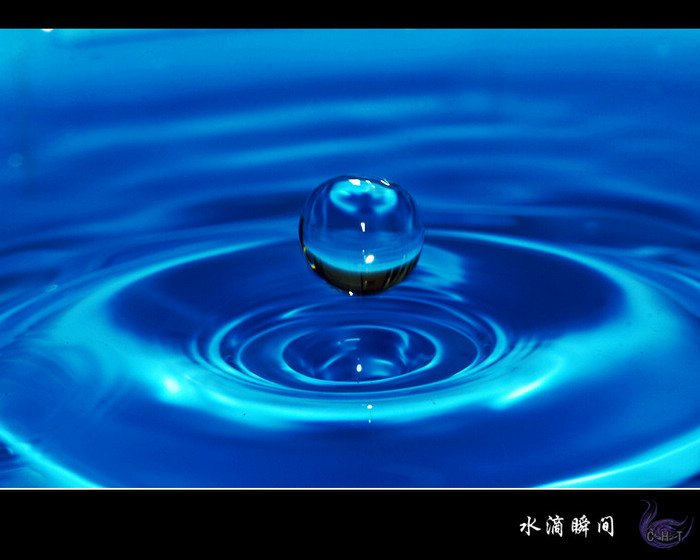水滴瞬间