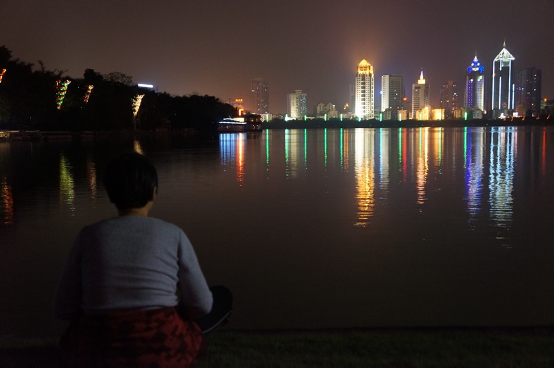 南湖夜景