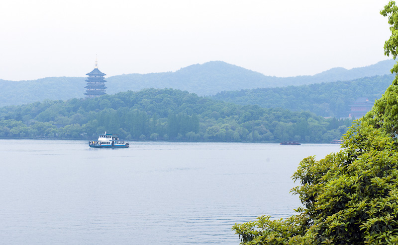 西湖游