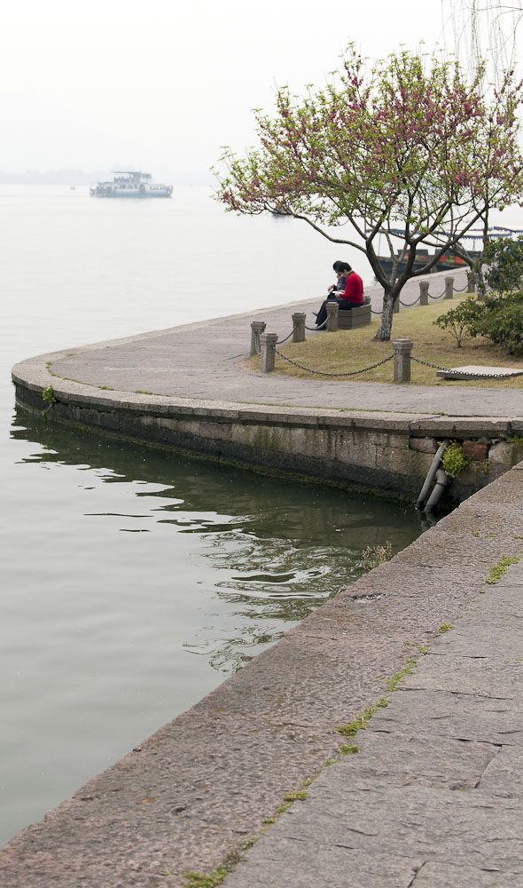 西湖游