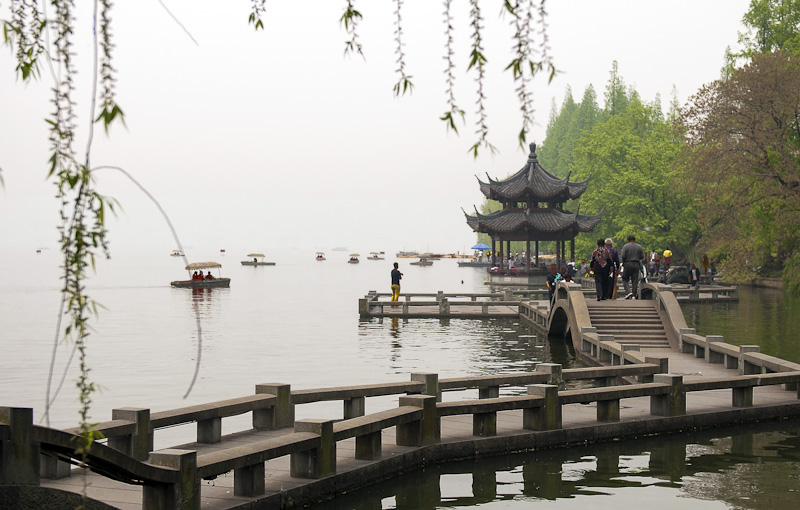西湖游