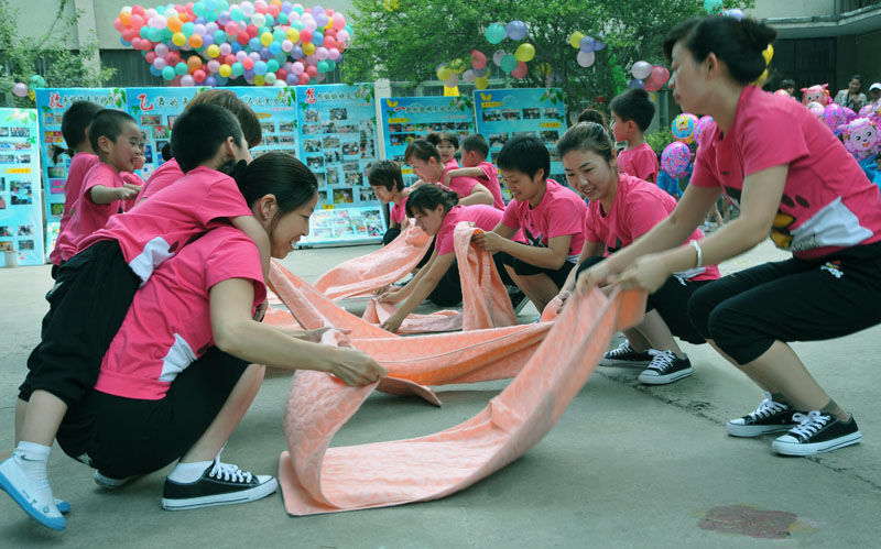 石油人在“五幼”