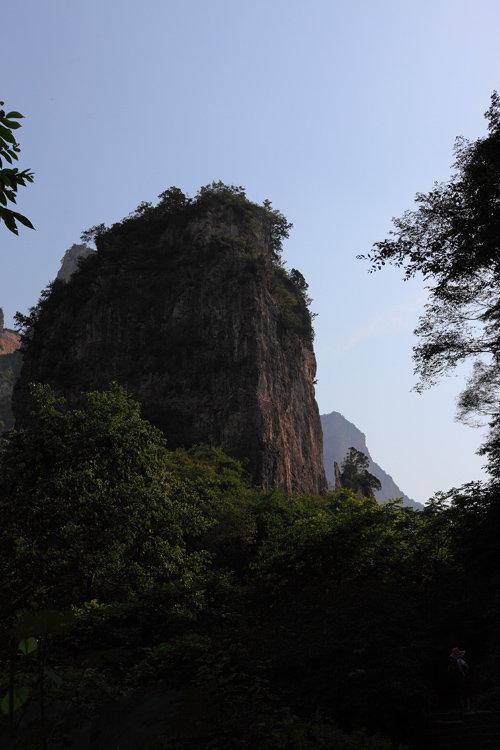 关山胜景
