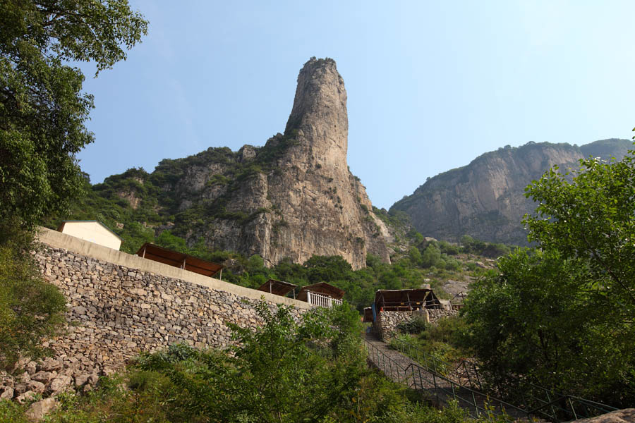关山胜景