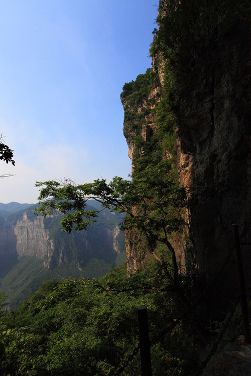 关山胜景