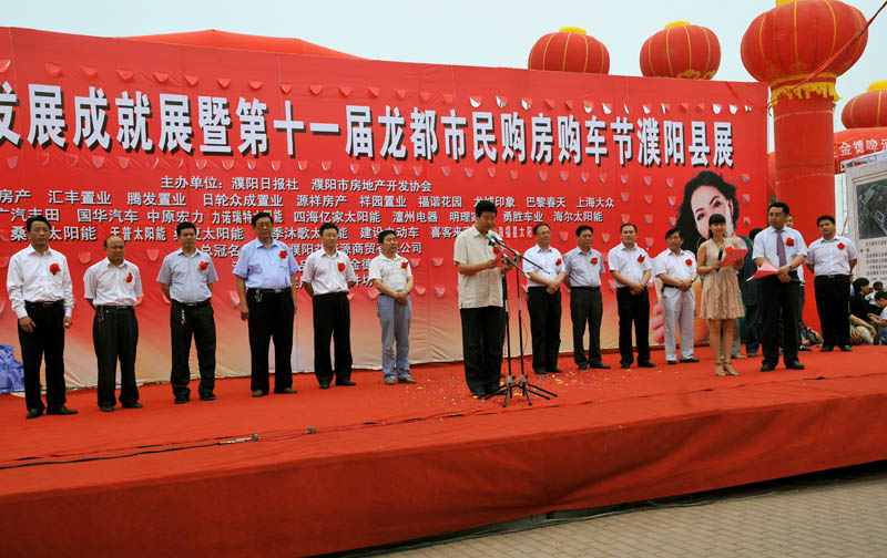 美模是镜头“炼”成的