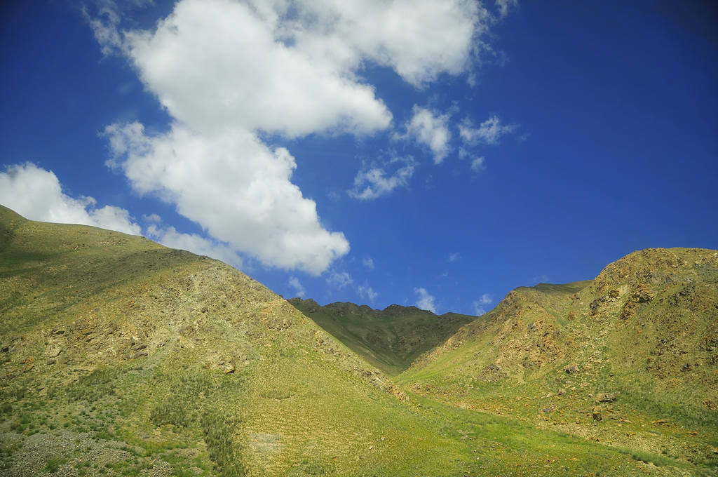 穿越天山
