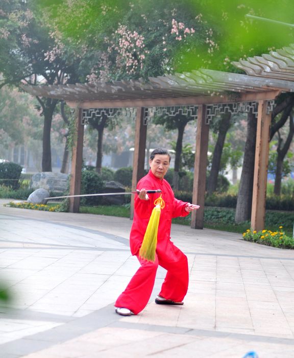 “俏夕阳”