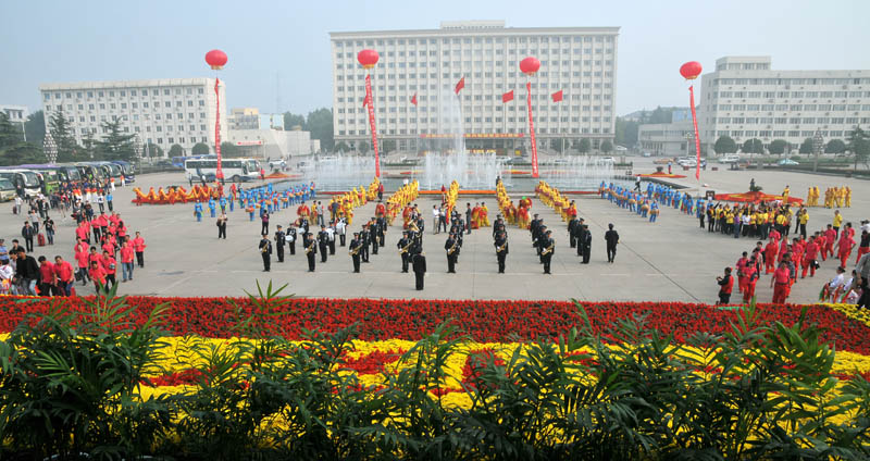 第三届中国职工艺术节“中原油田”杯舞蹈展演
