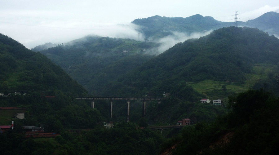 巴山蜀水纪行