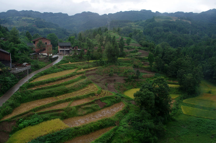巴山蜀水纪行
