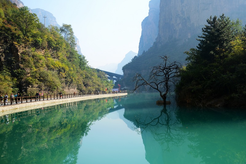 秋染通天峡