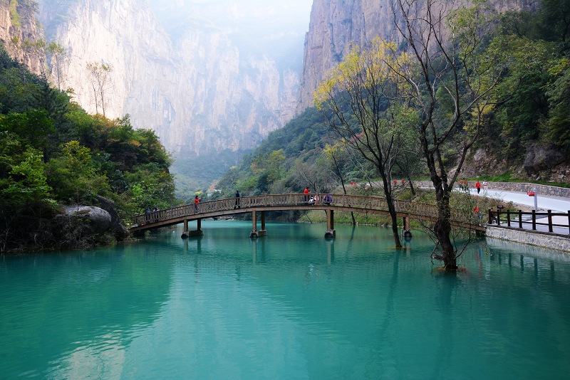 秋染通天峡