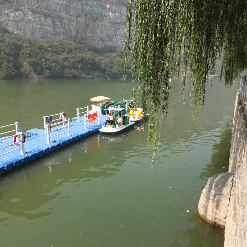 山西阳城九女仙湖