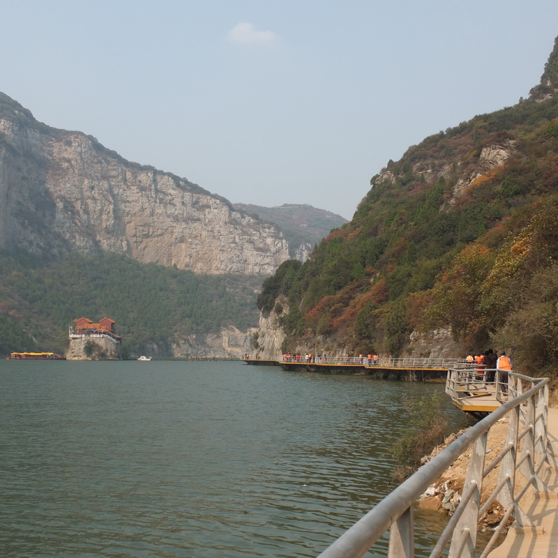 山西阳城九女仙湖