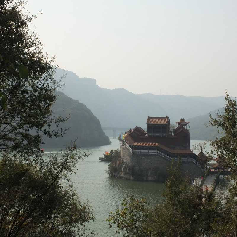 山西阳城九女仙湖