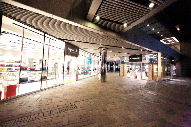 夜游三里屯