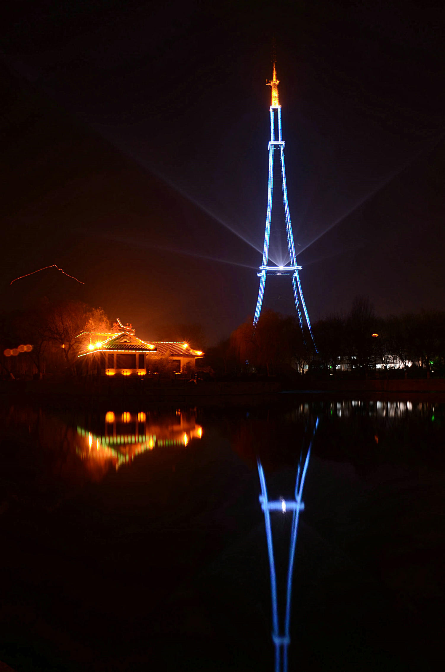 学拍几片夜景