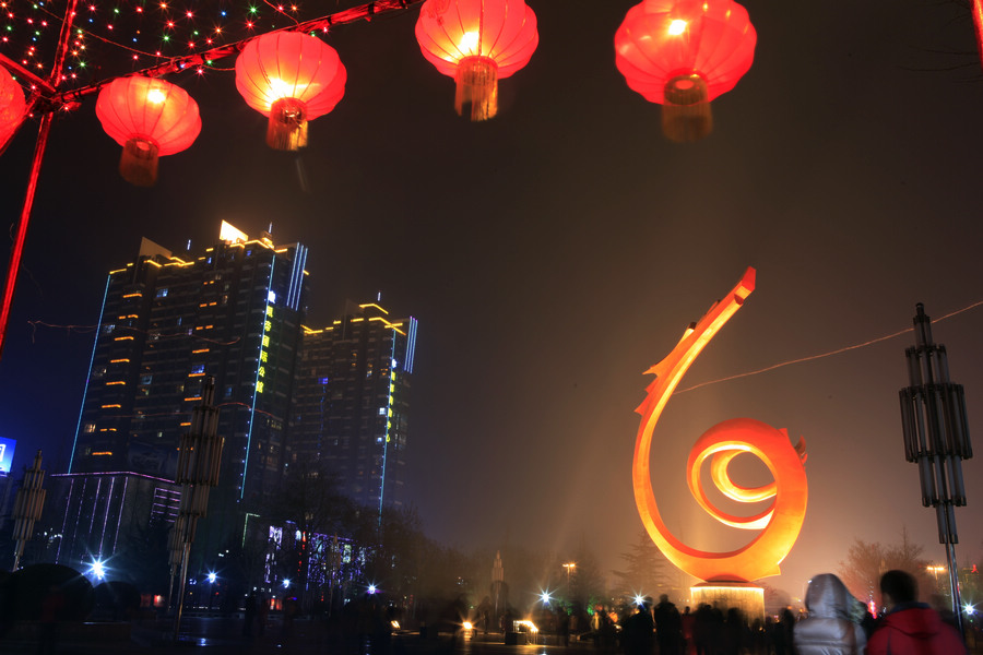 初五夜拍龙都广场