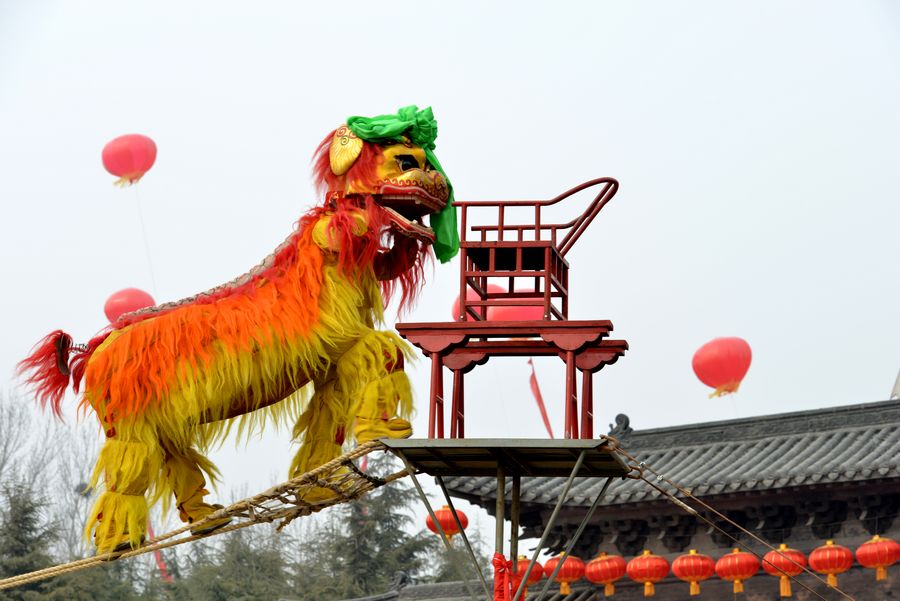 开封庙会《万岁山》舞狮子图一组