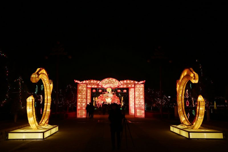 龙亭夜韵