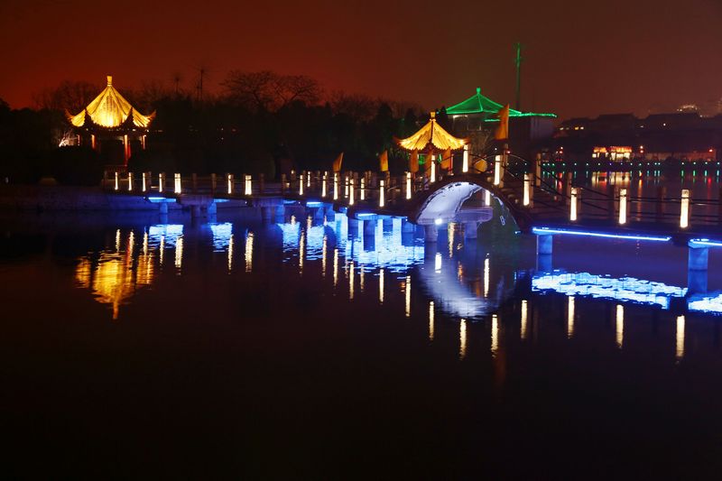 龙亭夜韵