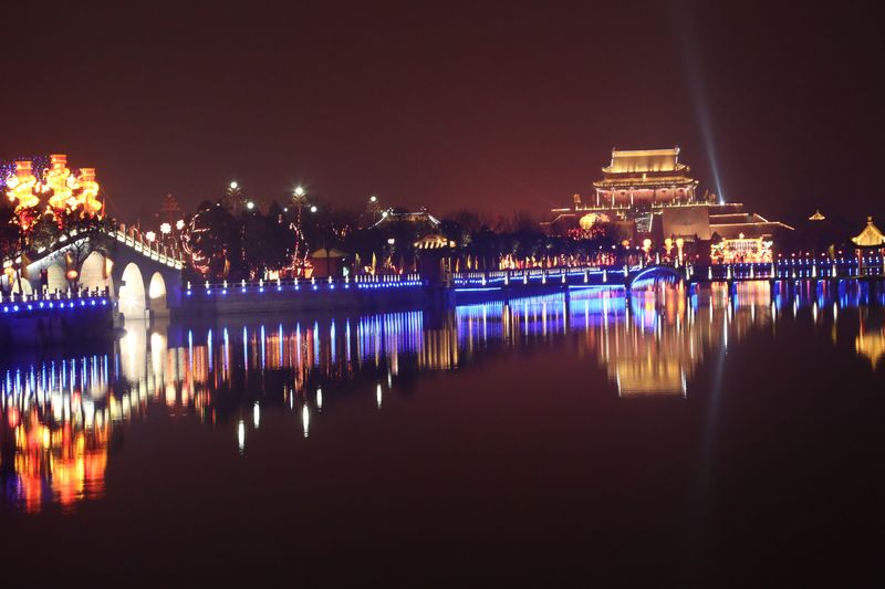 龙亭夜韵