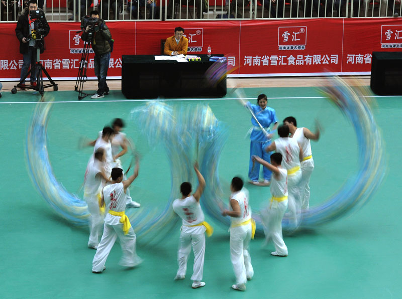 濮阳。全国舞龙、舞狮擂台赛