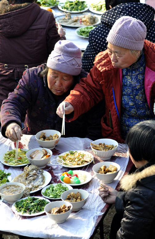 瑕丘古庙会与其大锅饭