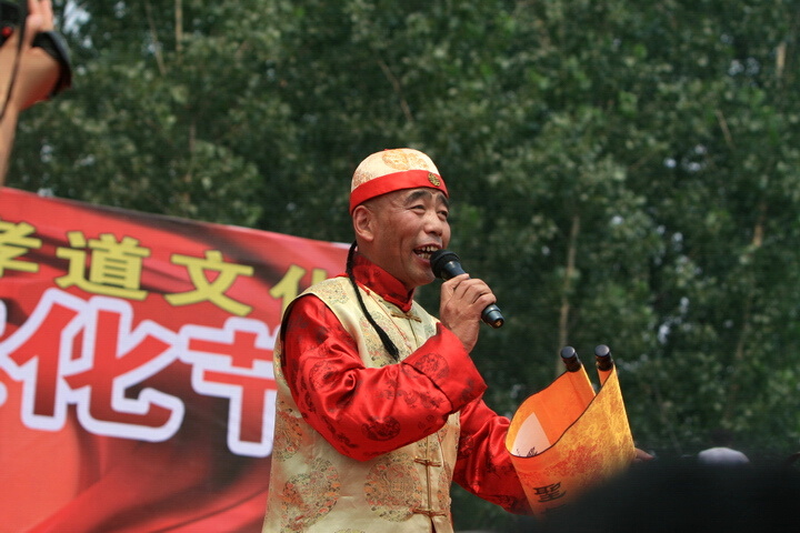 张曹庙会掠影