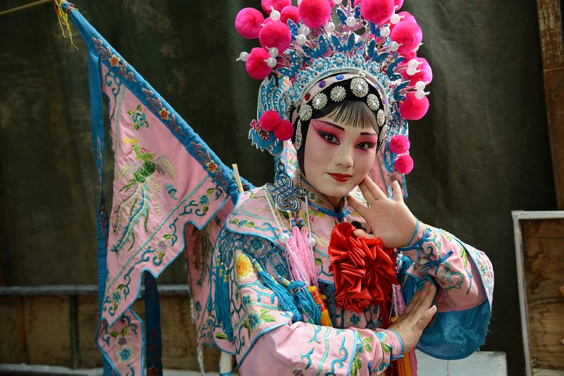 台前 幕后