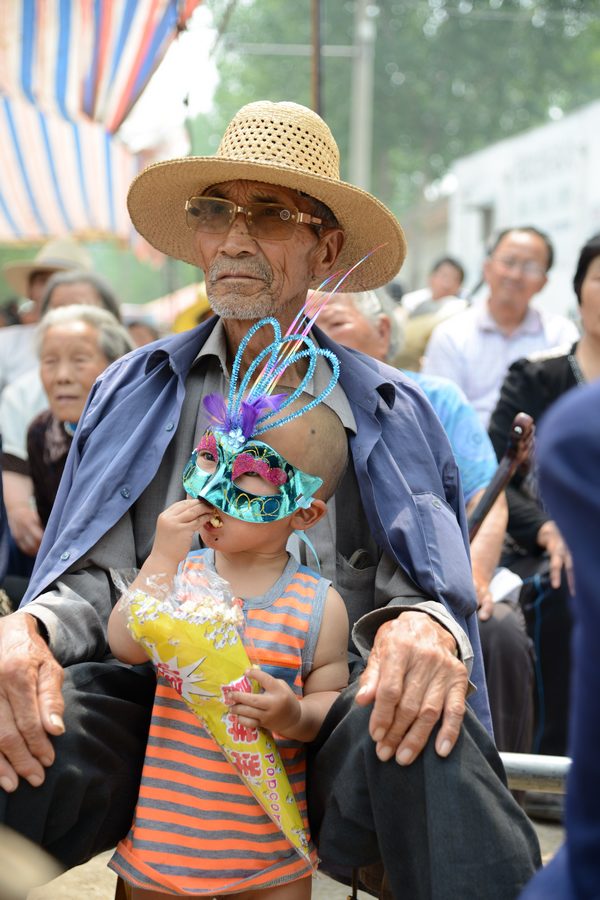 台前 幕后