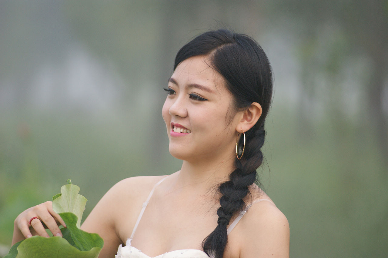 荷园　美女